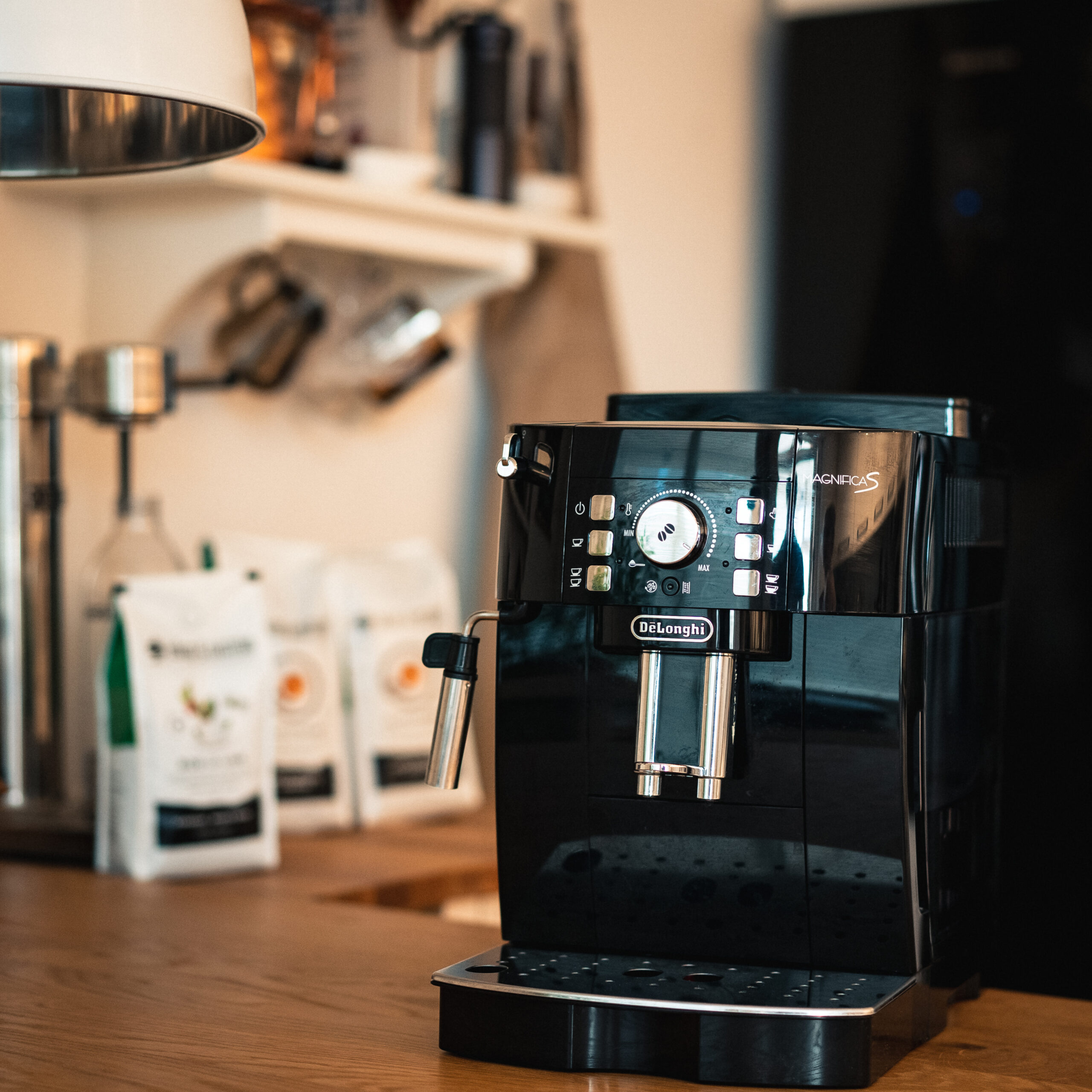 Magnifica S Coffee Machine